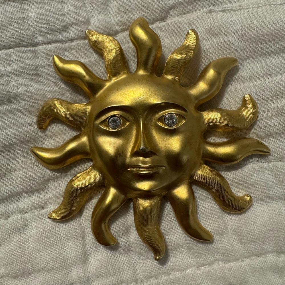 Gold Sun Face Brooch Avon